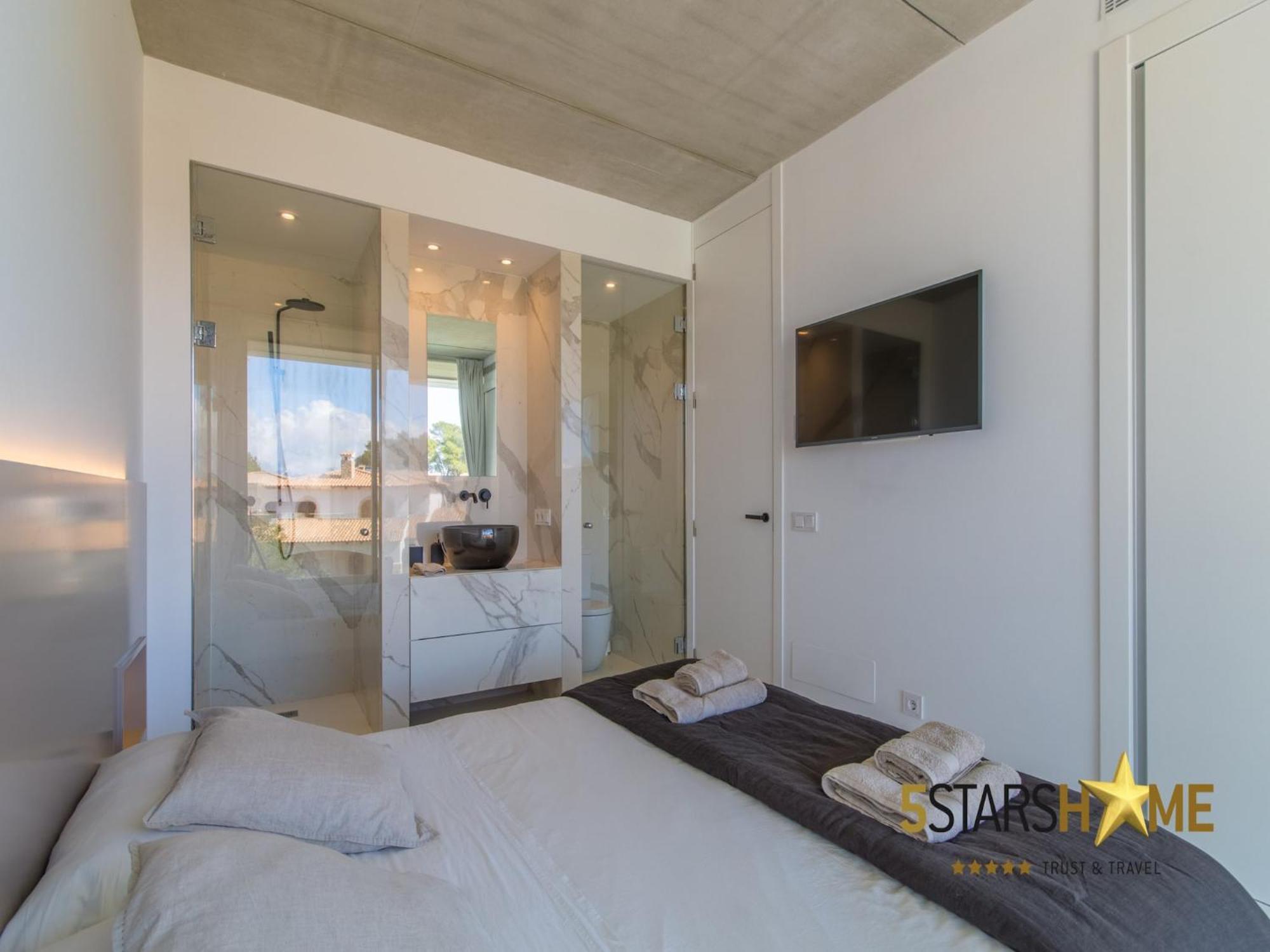 Villa Seaside With Swimming Pool *