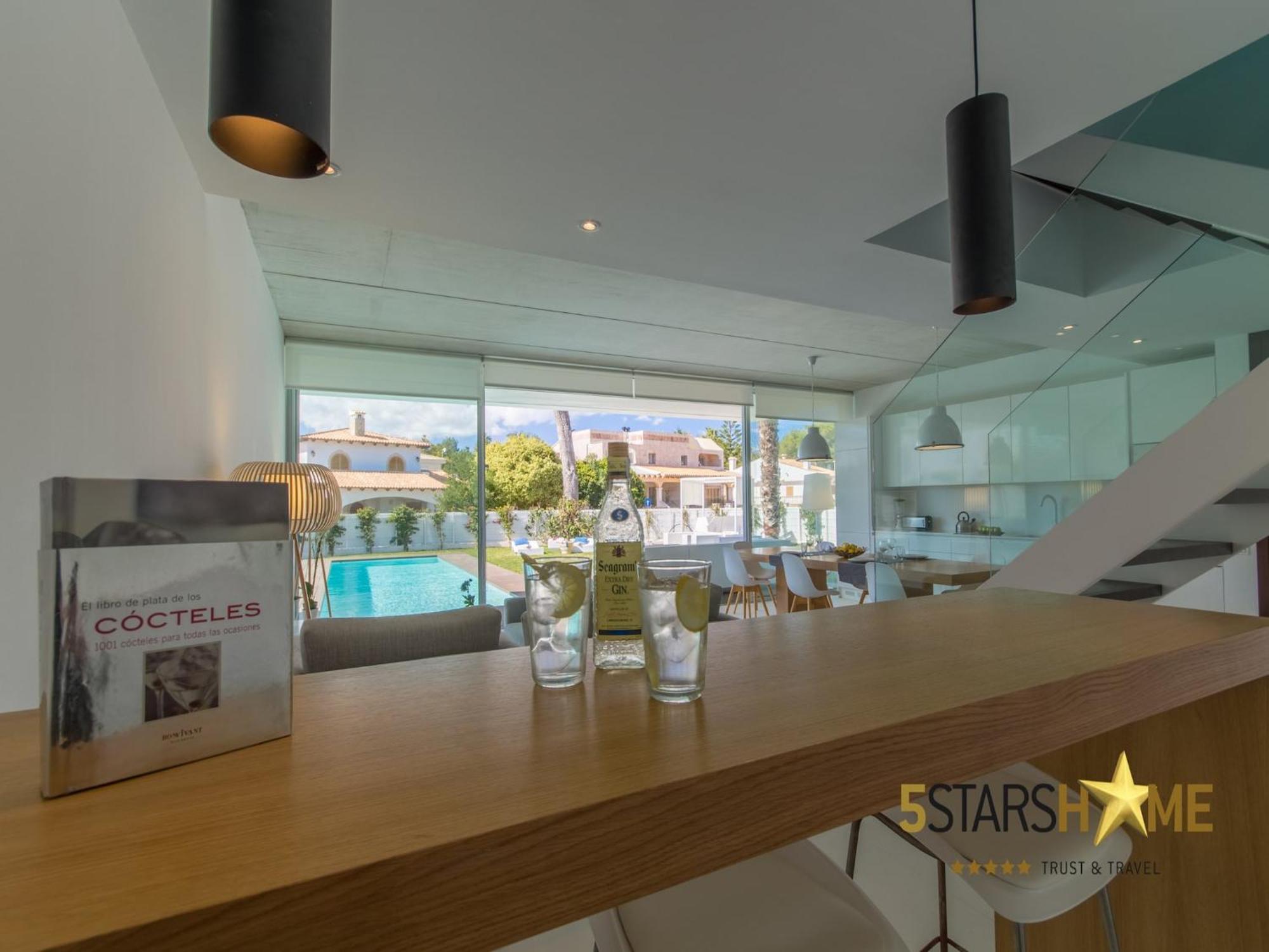 Seaside With Swimming Pool Villa